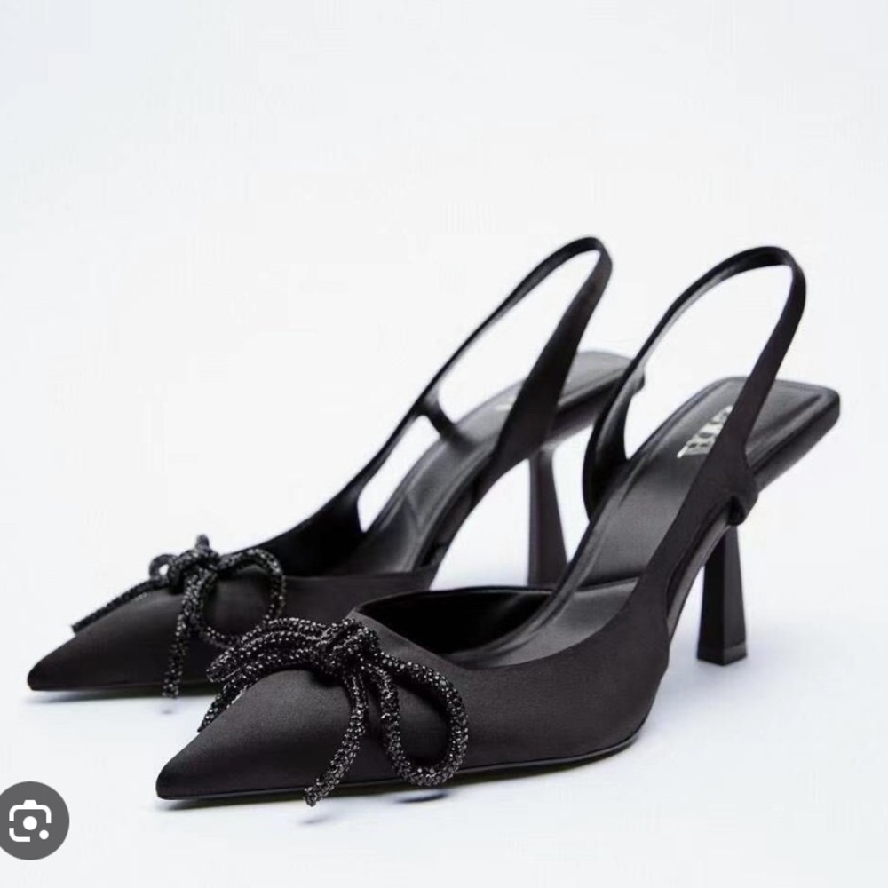 ❌ SOLD ❌ New with tags, Zara black satin, bow embellishment slingback heels